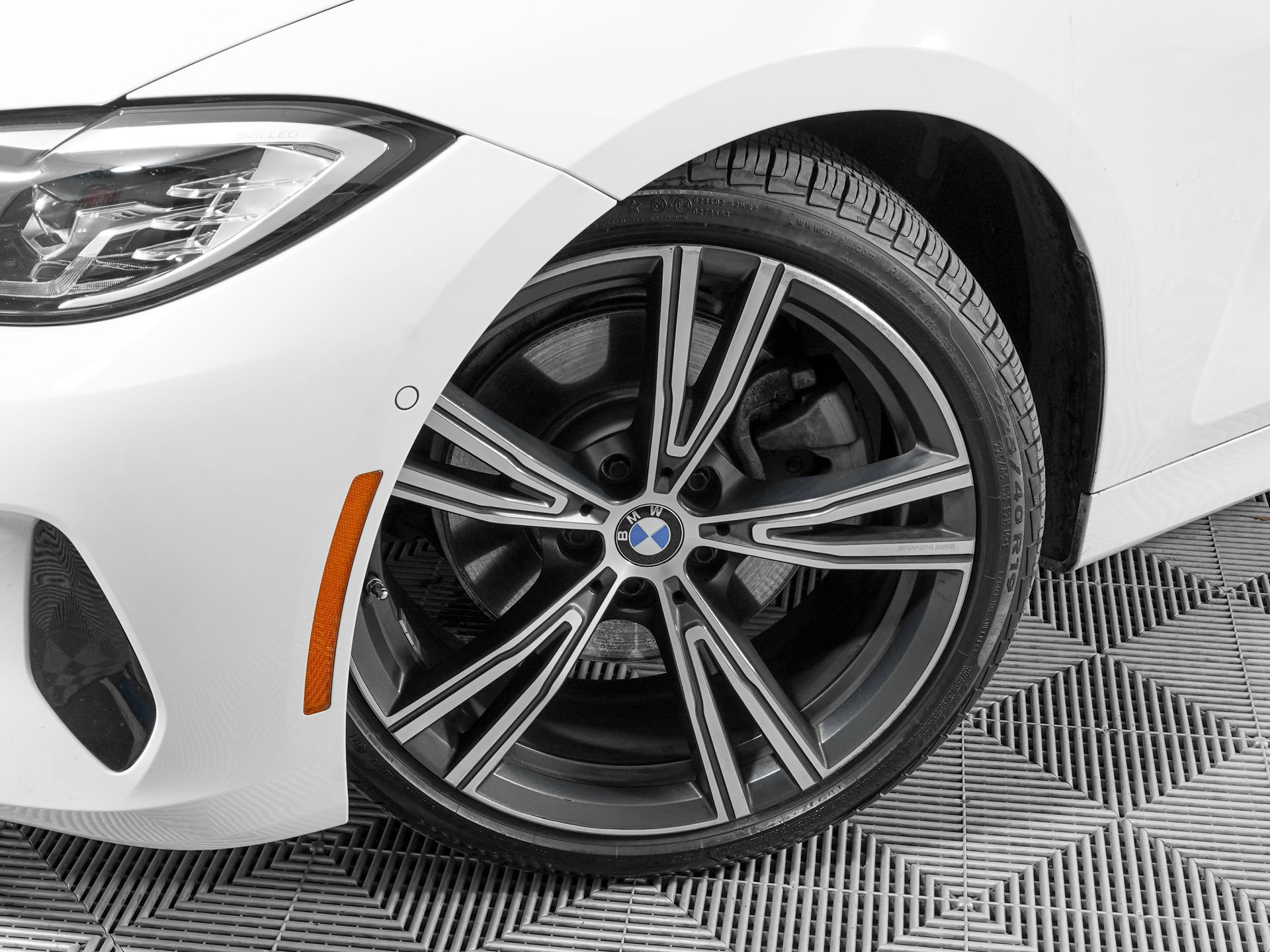 Used 2021 BMW 430i Coupe w/ Premium Package RWD image 28