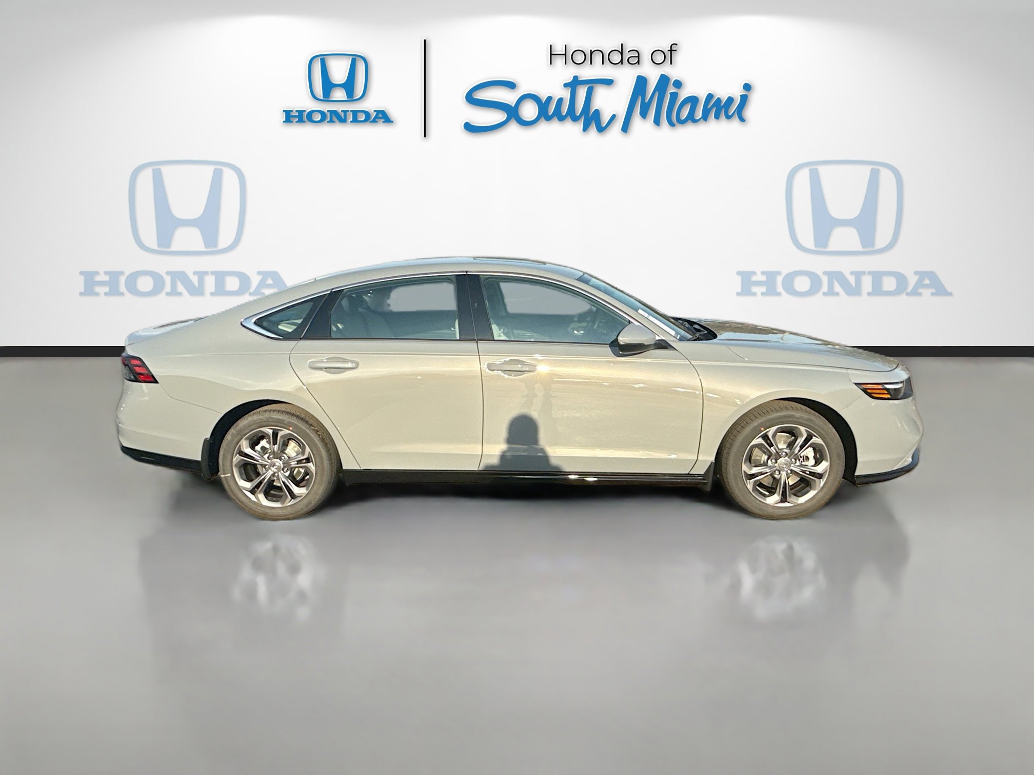 New 2026 Honda Accord EX-L image 8