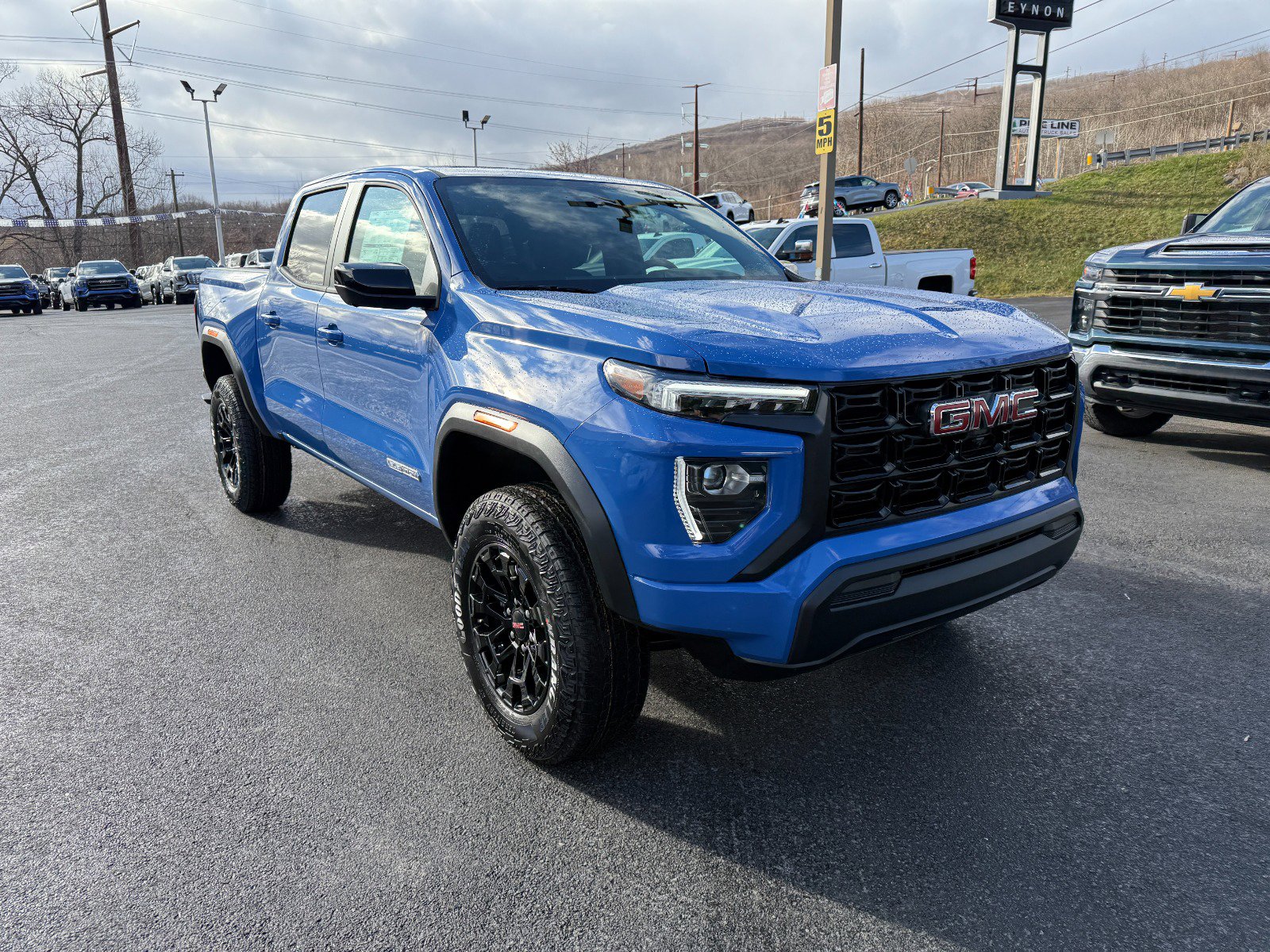 New 2026 GMC Canyon Elevation w/ Technology Package image 7