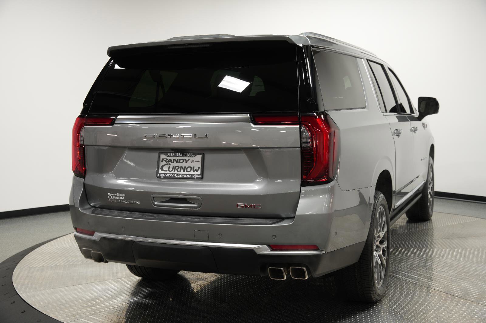 New 2026 GMC Yukon XL Denali w/ Sun & Power Step Package image 10