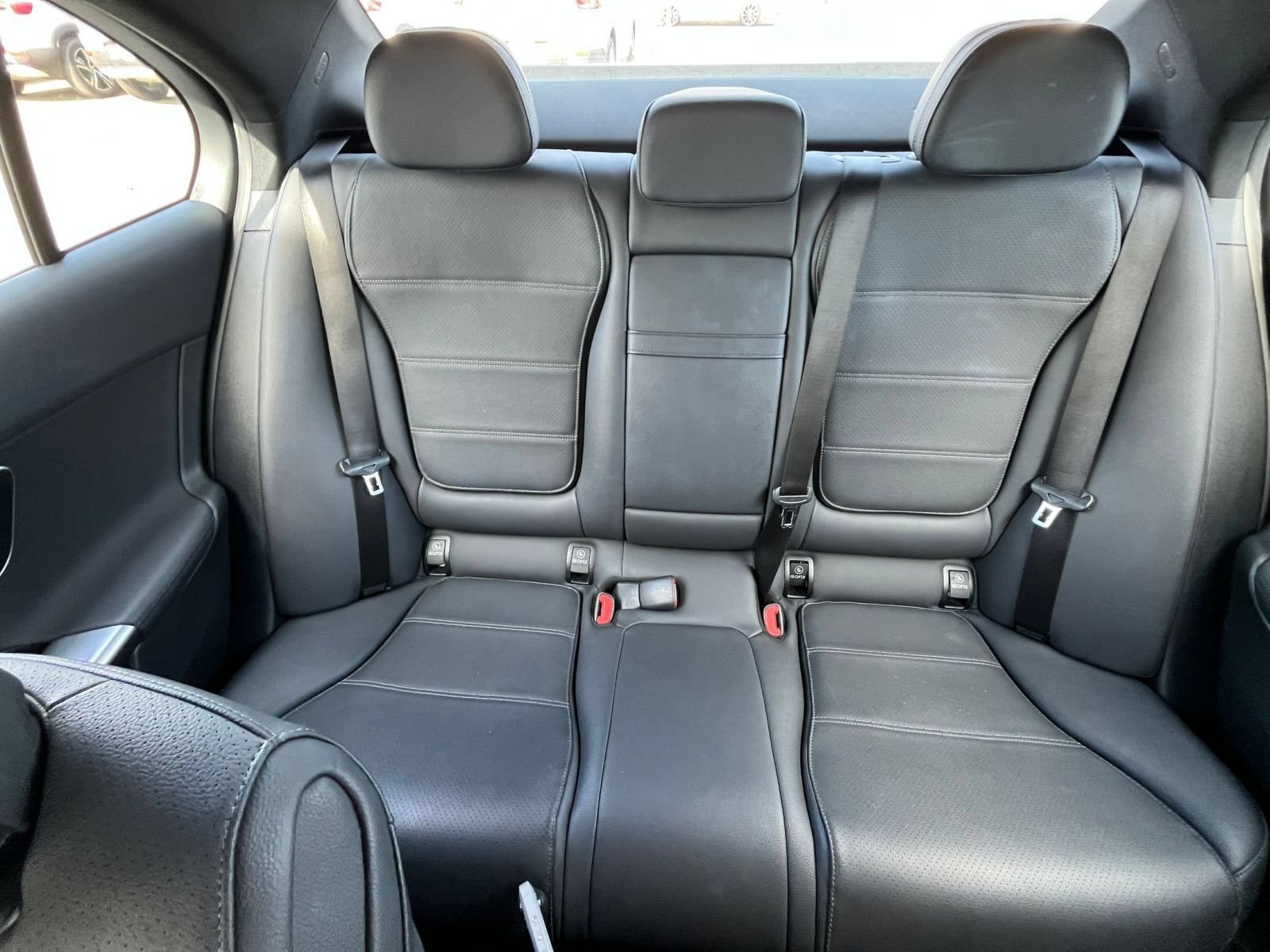 Used 2024 Mercedes-Benz C 300 Sedan image 37