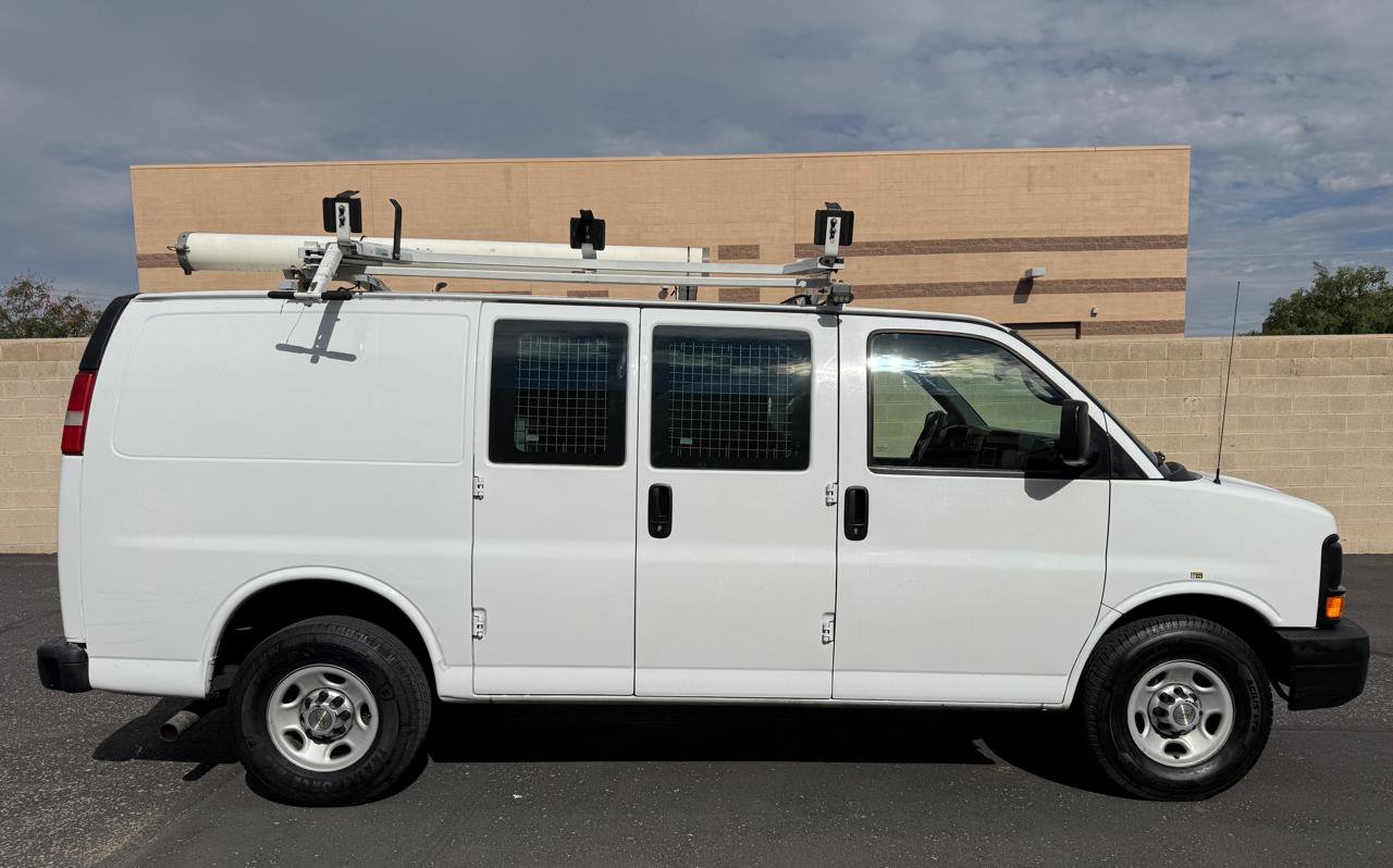 Used 2013 Chevrolet Express 2500 image 5