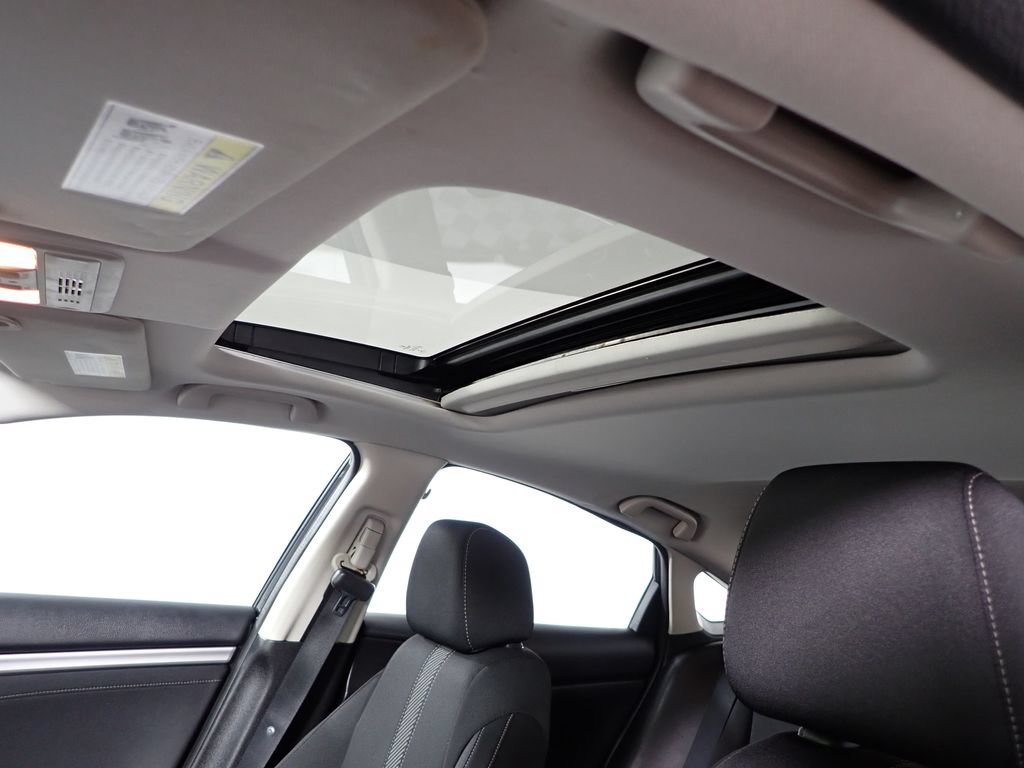 Used 2016 Honda Civic EX image 5