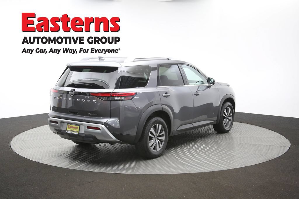 Used 2022 Nissan Pathfinder SL AWD/4WD image 41