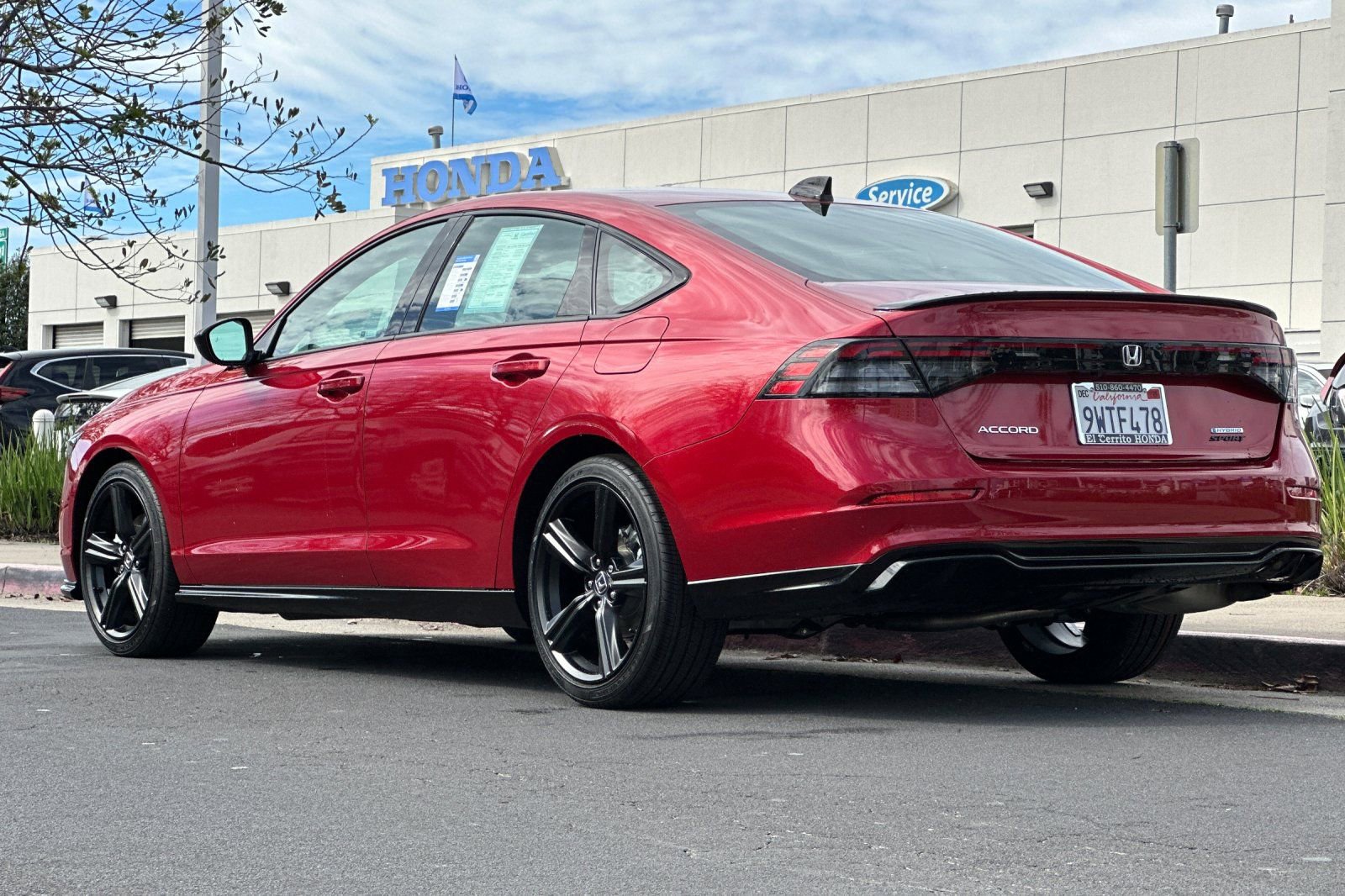 Used 2025 Honda Accord Sport image 5