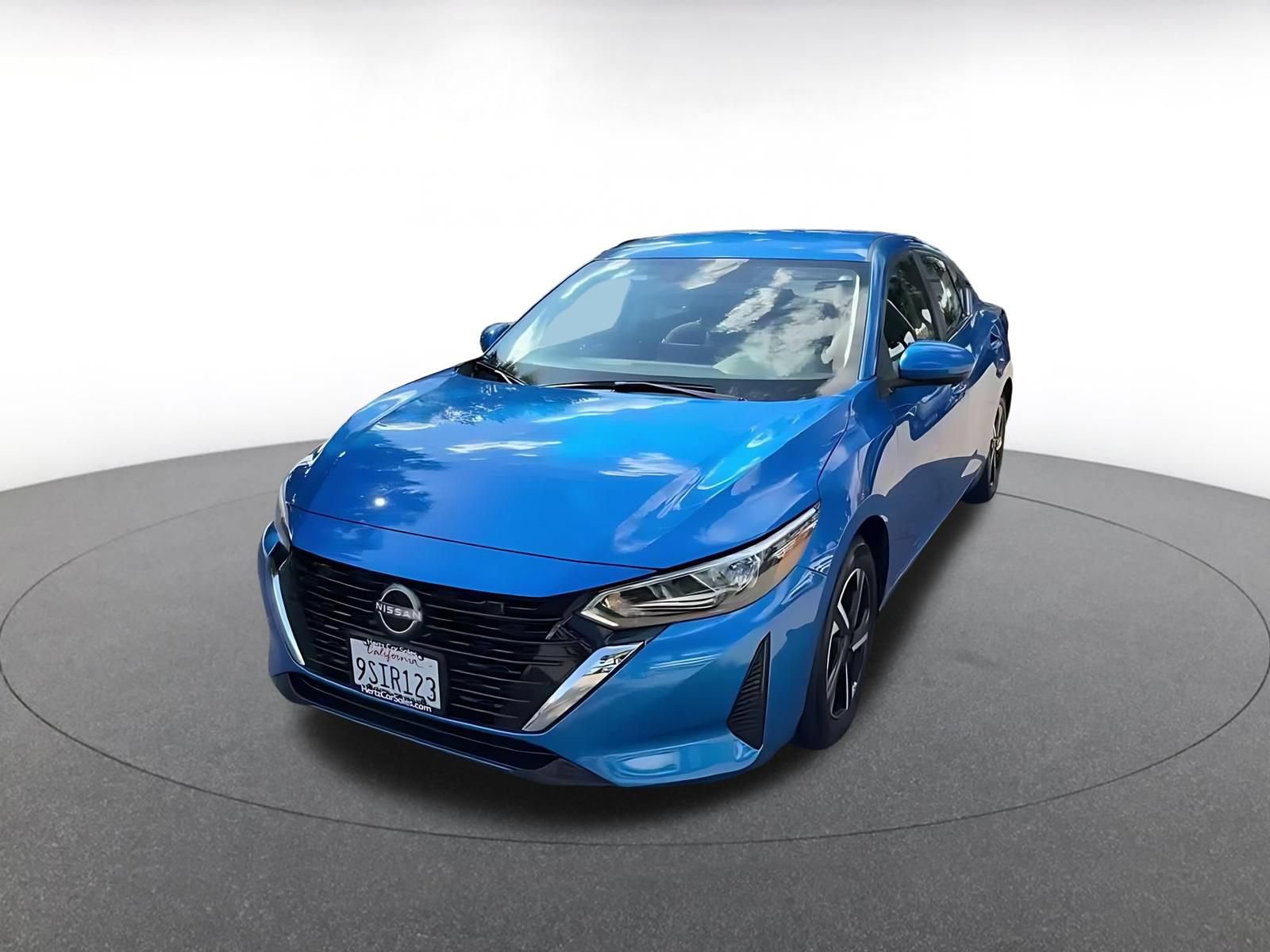 Used 2025 Nissan Sentra SV FWD image 6