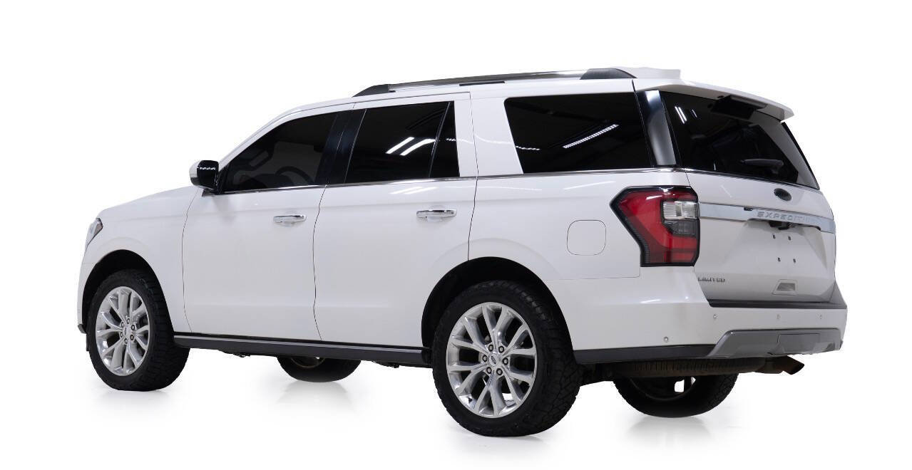 Used 2019 Ford Expedition Limited w/ Equipment Group 302A RWD image 4
