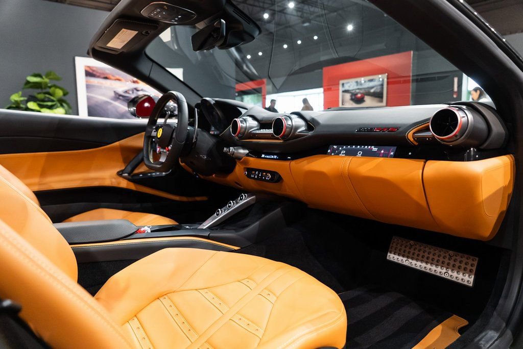 Certified 2022 Ferrari 812 GTS RWD image 40