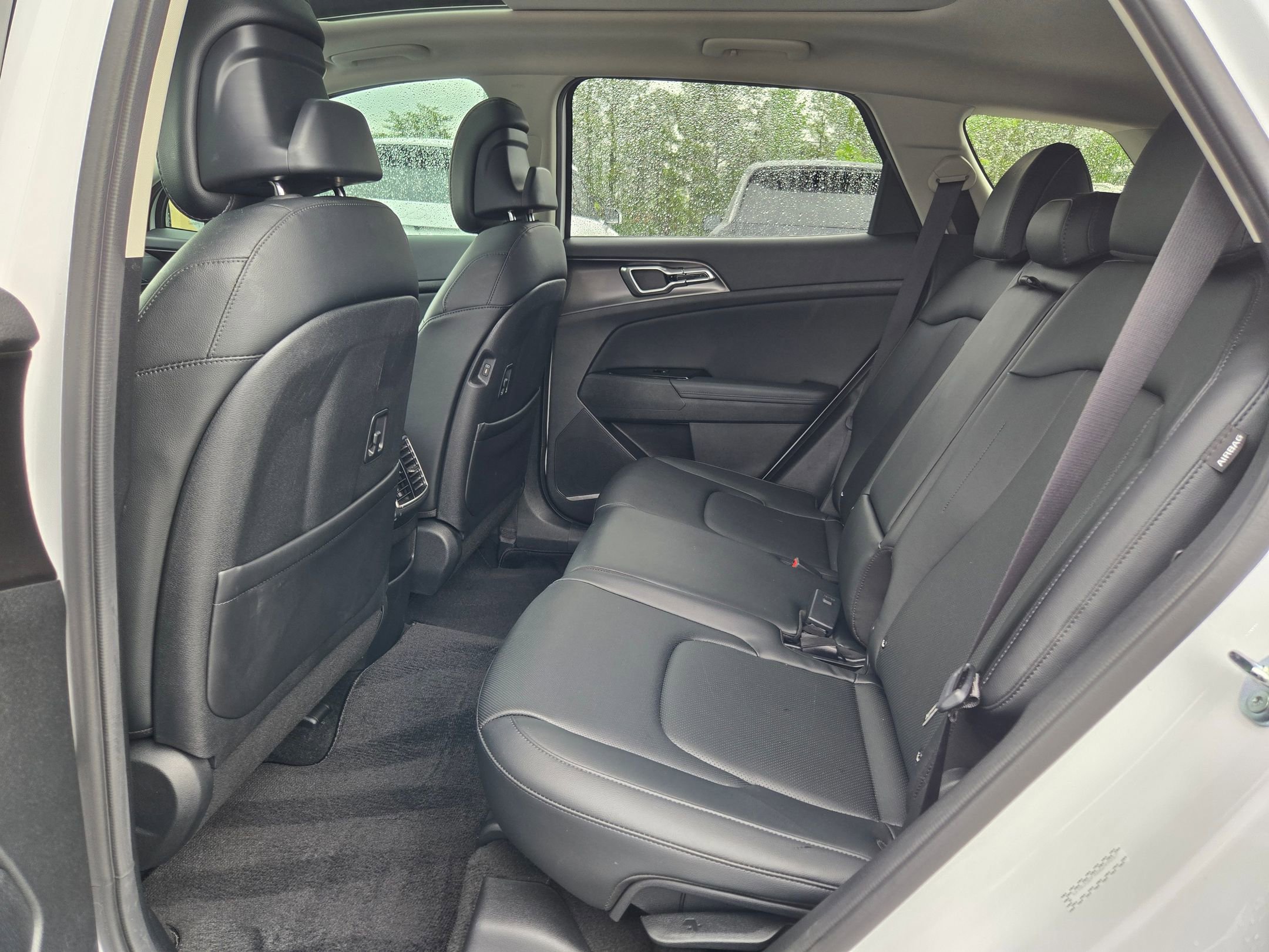 Used 2025 Kia Sportage EX w/ Premium Package FWD image 38