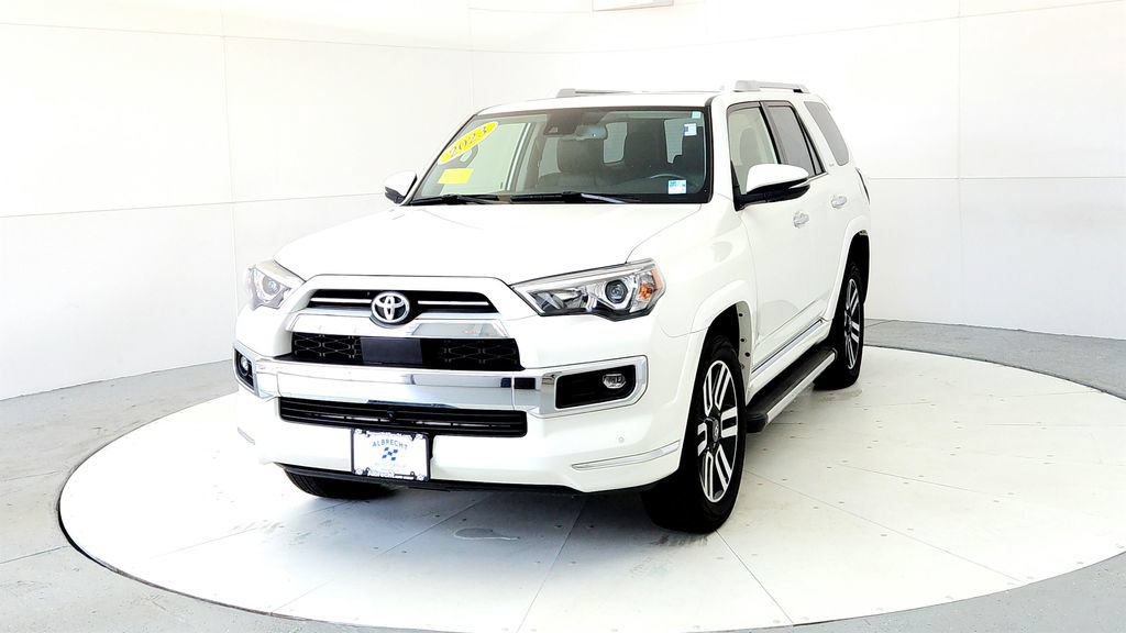 Used 2023 Toyota 4Runner Limited AWD/4WD image 2