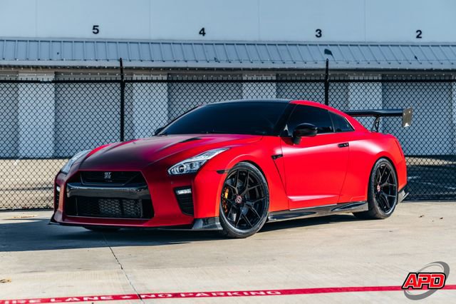 Used 2020 Nissan GT-R Premium w/ Premium Interior Package image 38