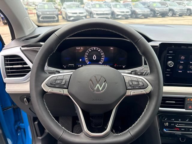 New 2026 Volkswagen Taos SE AWD/4WD image 9