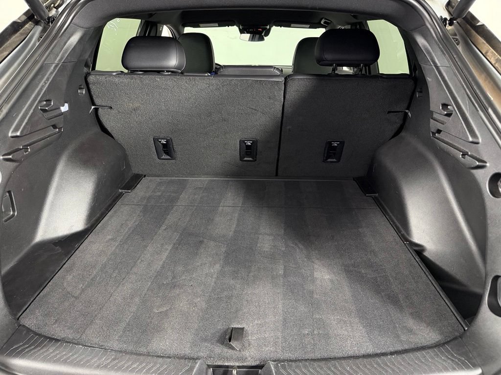 Used 2024 Chevrolet Equinox EV RS FWD image 29