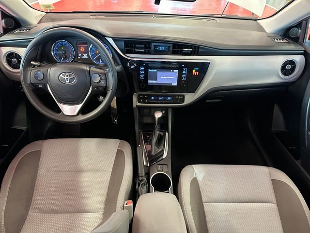 Used 2018 Toyota Corolla LE image 13