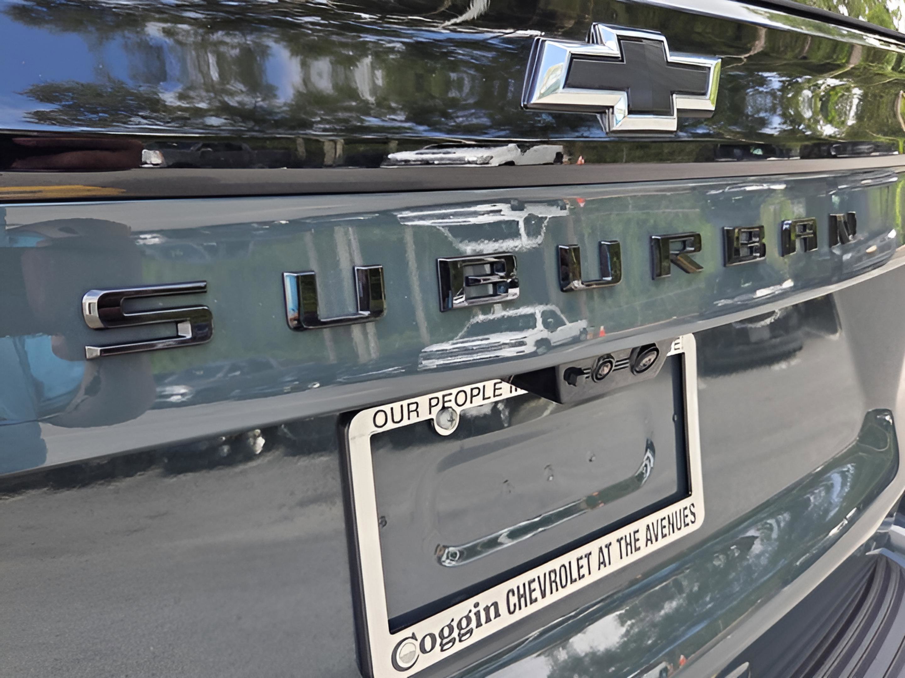 Used 2026 Chevrolet Suburban Z71 AWD/4WD image 32