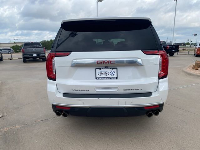 Used 2022 GMC Yukon XL Denali image 5