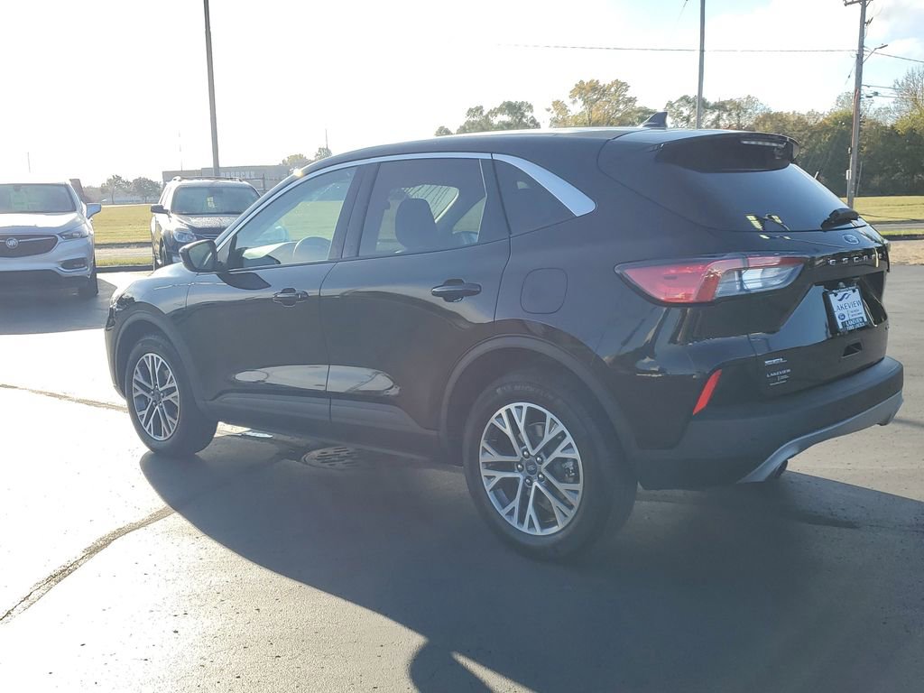 Certified 2022 Ford Escape SEL image 4