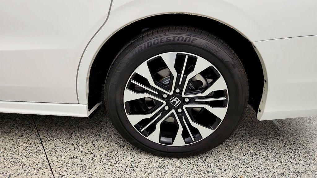 Used 2026 Honda Odyssey Elite image 9
