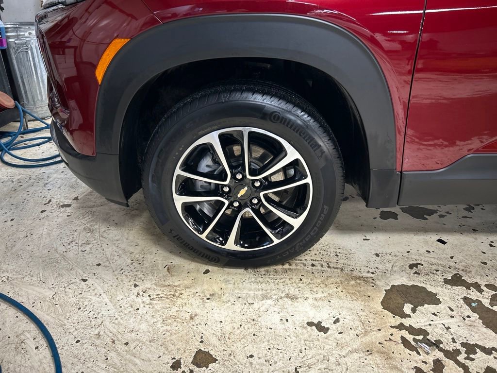 Certified 2024 Chevrolet TrailBlazer LT w/ LT Cold Weather Package image 11