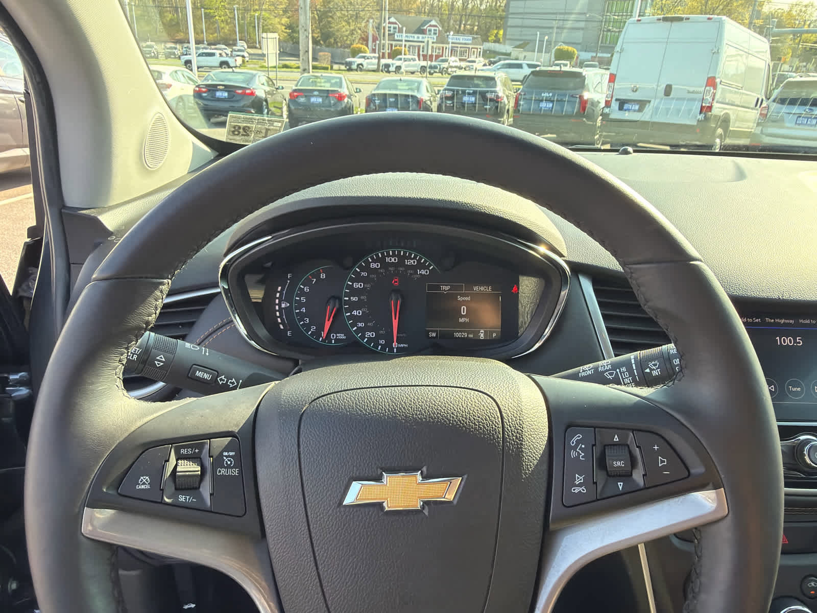 Certified 2022 Chevrolet Trax LT w/ LT Convenience Package AWD/4WD image 8