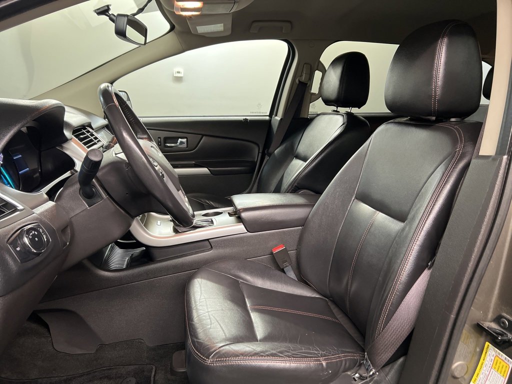 Used 2013 Ford Edge SEL image 22