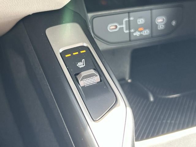 Used 2025 Kia Sorento S w/ Panoramic Sunroof Package FWD image 30
