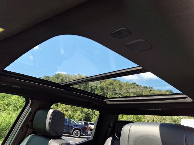 Used 2023 Toyota Tundra Platinum image 17