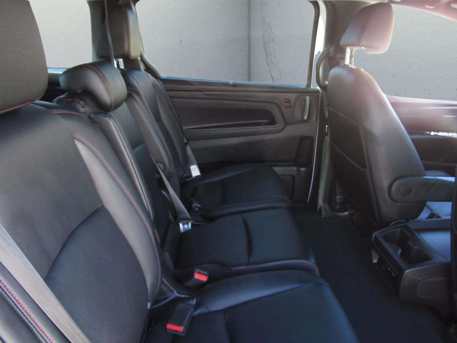 Certified 2024 Honda Odyssey Sport image 12