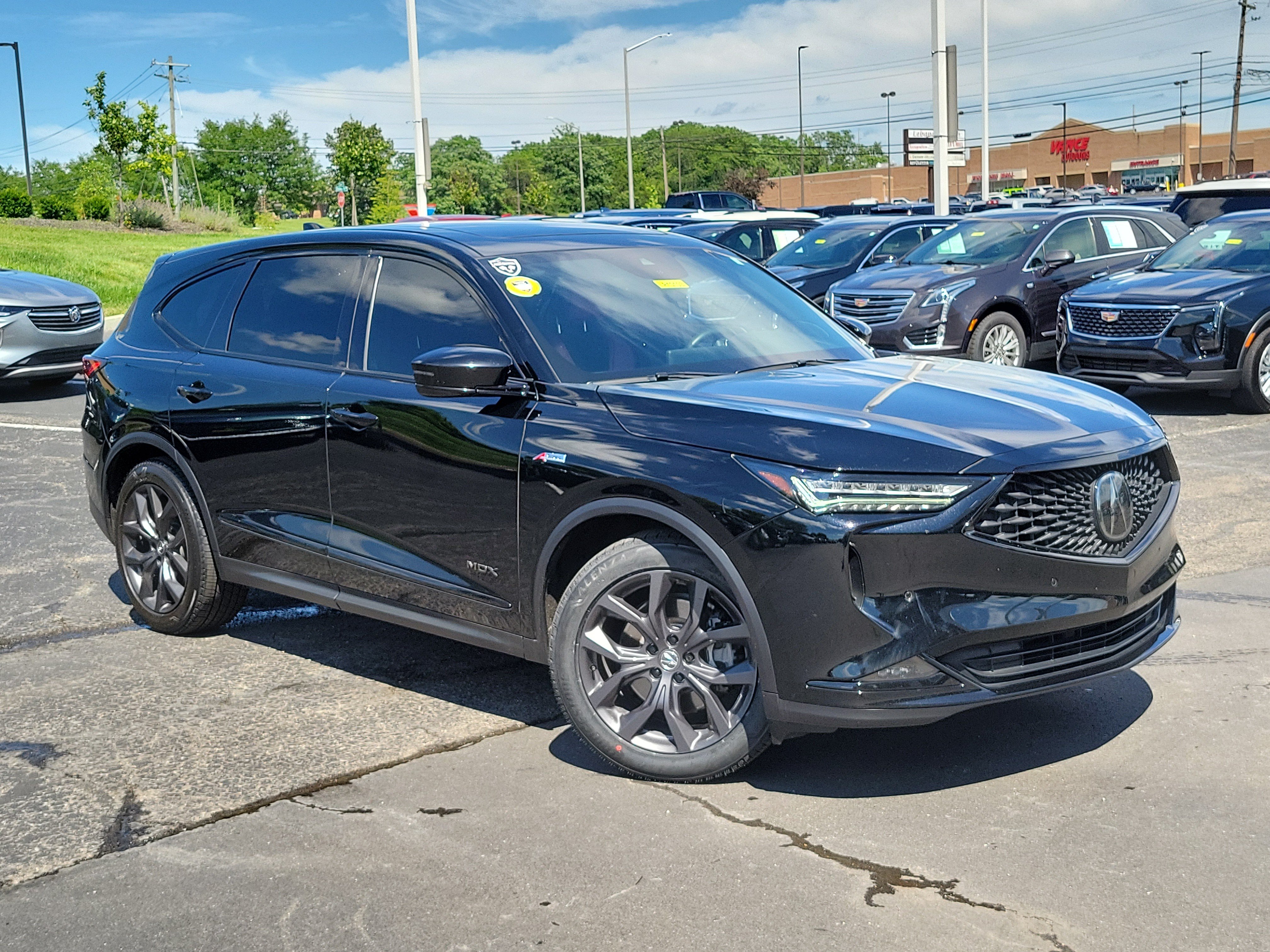 Used 2023 Acura MDX A-Spec AWD/4WD image 32