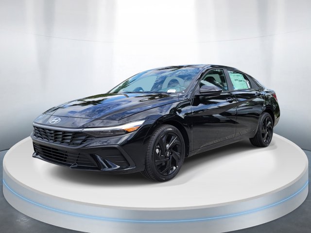New 2026 Hyundai Elantra Sport FWD image 2