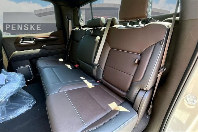 New 2026 GMC Sierra 1500 Denali w/ Technology Package AWD/4WD image 11
