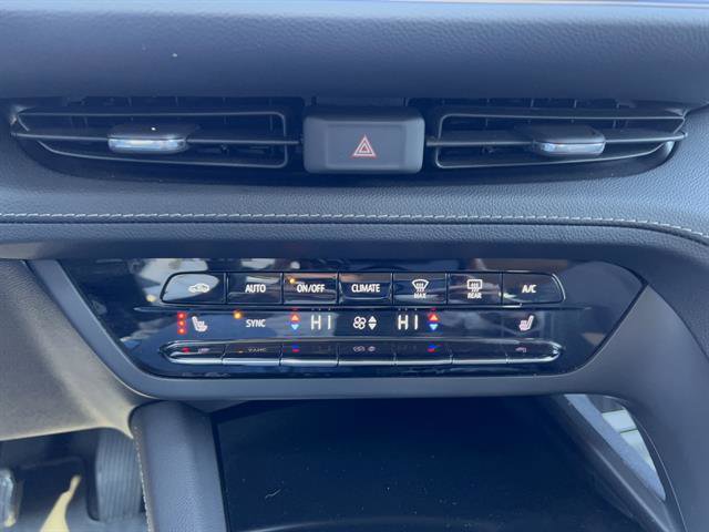 Used 2023 Buick Envision Preferred image 26