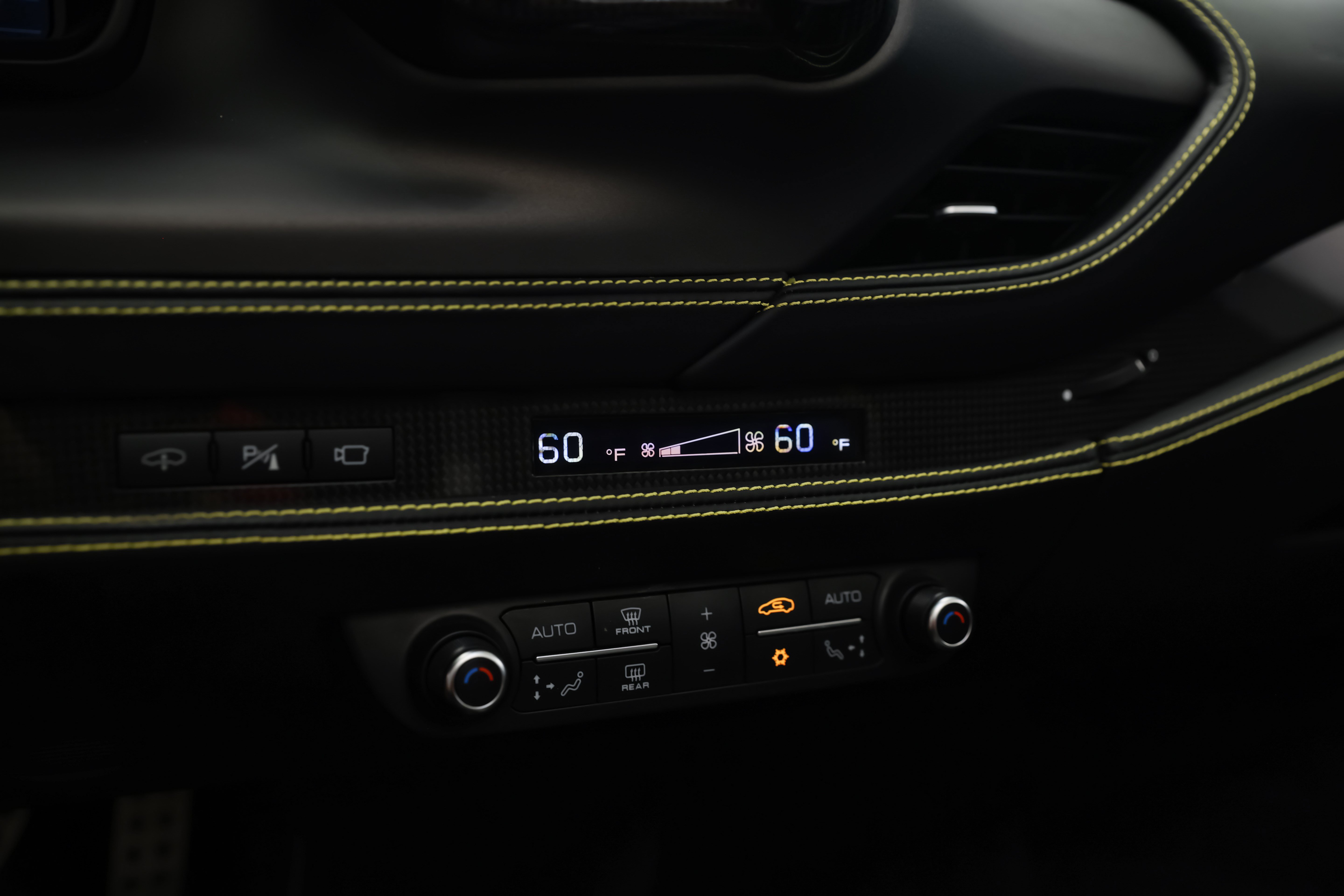 Used 2023 Ferrari F8 Tributo RWD image 20