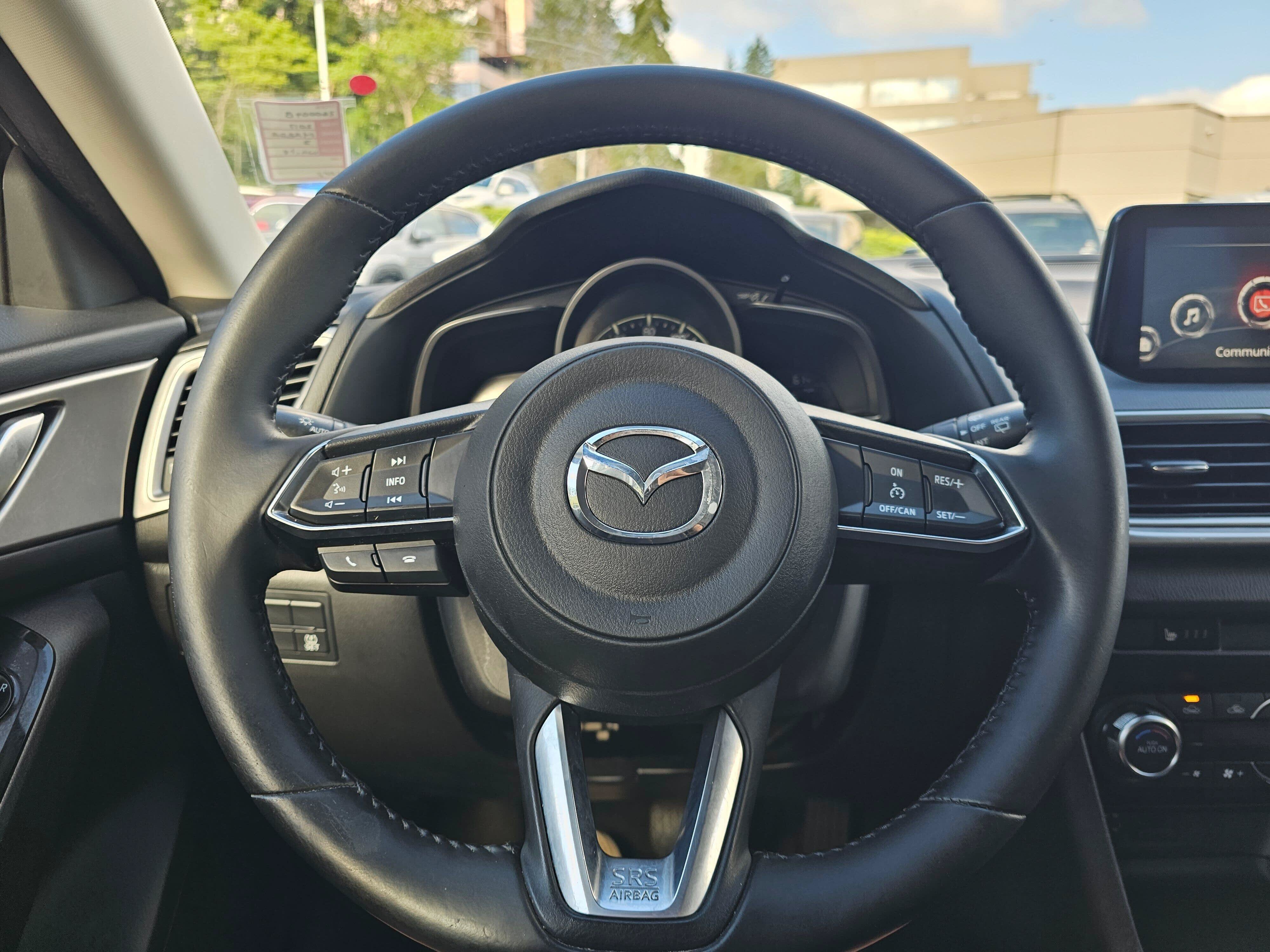 Used 2017 MAZDA MAZDA3 Touring FWD image 25