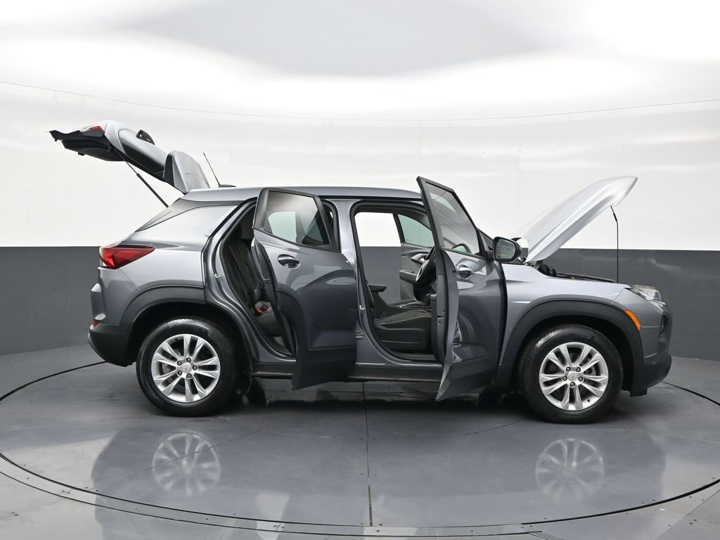 Used 2021 Chevrolet TrailBlazer LS FWD image 30