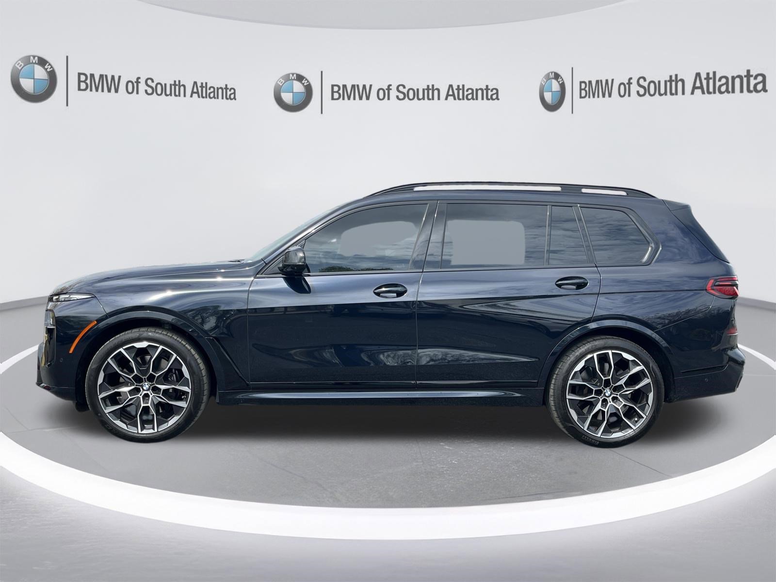 Certified 2025 BMW X7 M60i w/ Executive Package AWD/4WD image 24