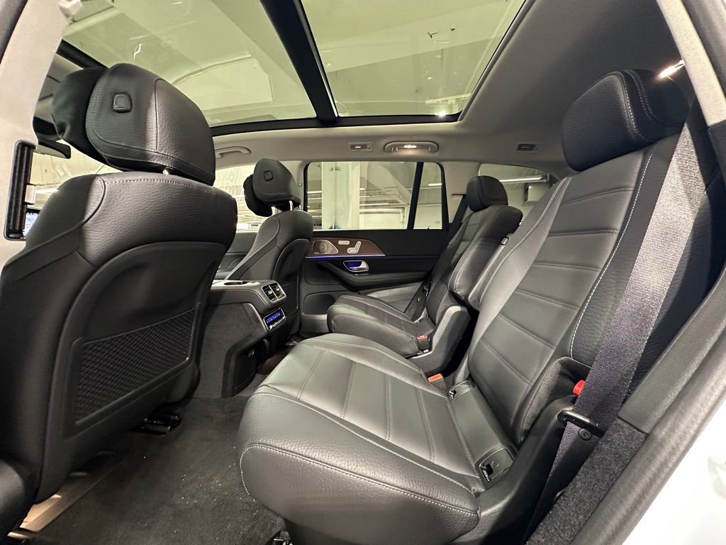 New 2026 Mercedes-Benz GLS 450 4MATIC image 18