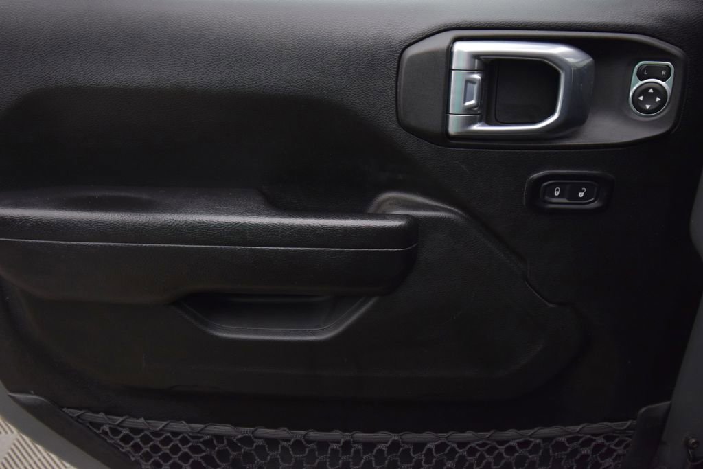 Used 2022 Jeep Wrangler Sport image 23