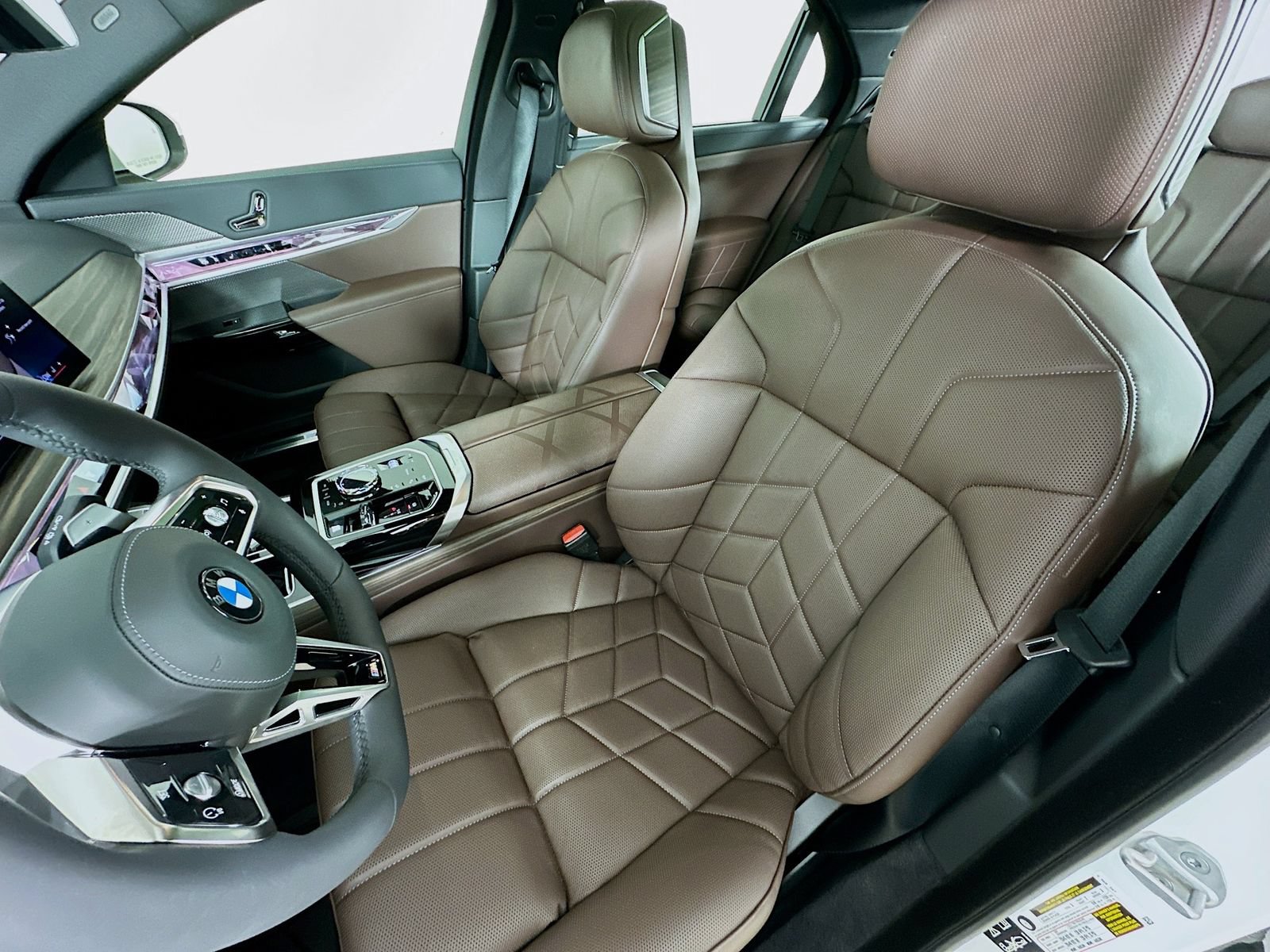 New 2026 BMW 760i xDrive AWD/4WD image 34