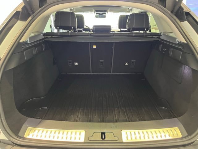 Used 2020 Land Rover Range Rover Velar S AWD/4WD image 29