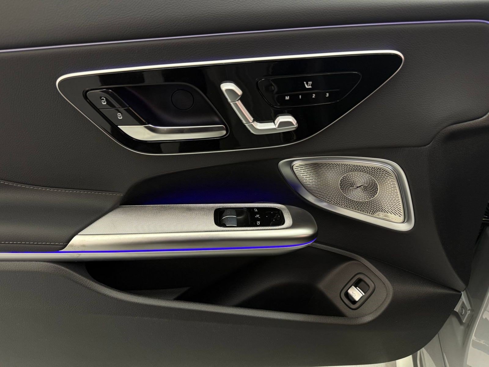 New 2026 Mercedes-Benz CLE 300 4MATIC Coupe image 11
