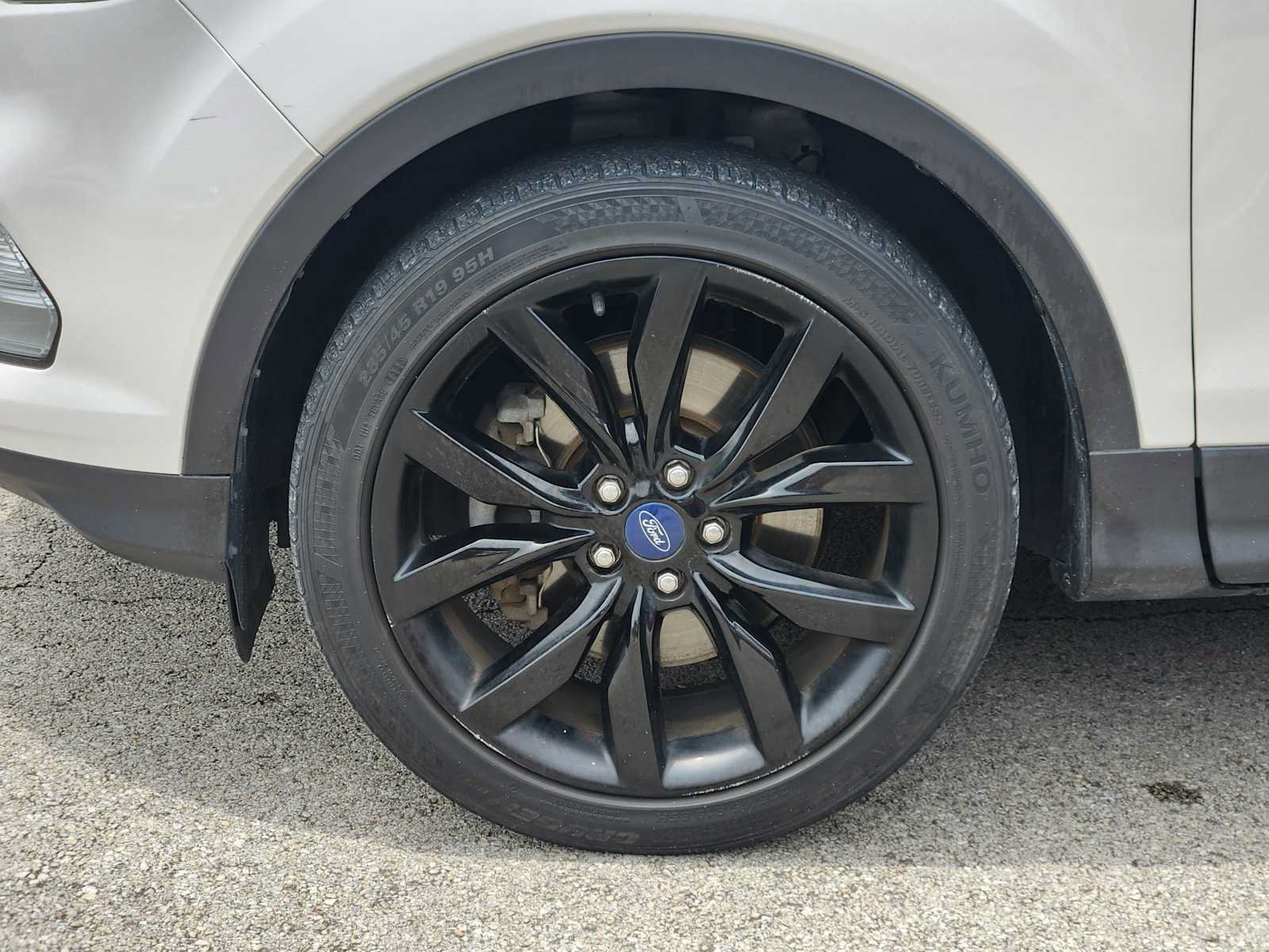 Used 2017 Ford Escape Titanium AWD/4WD image 9