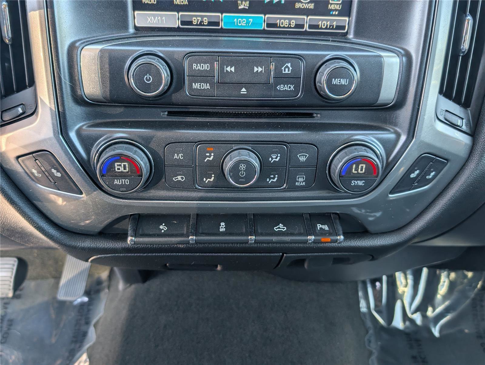 Used 2016 Chevrolet Silverado 1500 LT w/ All Star Edition image 24