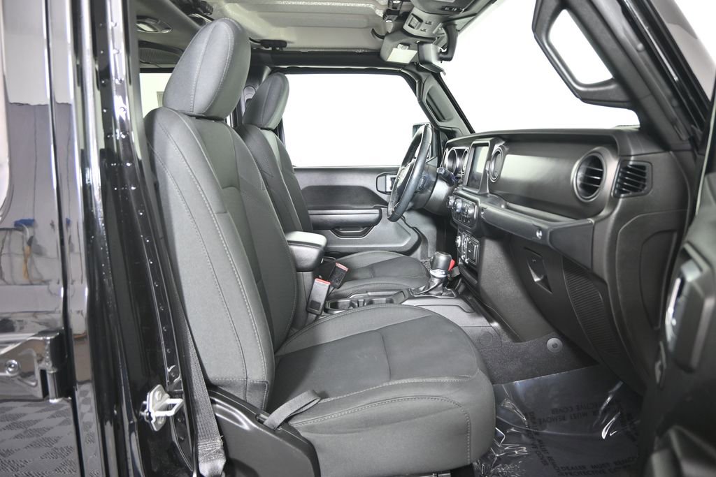 Used 2022 Jeep Gladiator Sport image 14