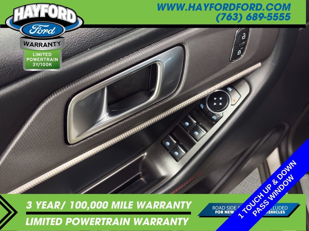 Used 2025 Ford Explorer ST-Line w/ ST-Line Street Pack AWD/4WD image 16