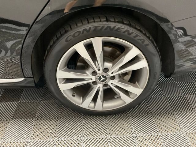 Used 2018 Mercedes-Benz C 300 4MATIC Sedan image 43
