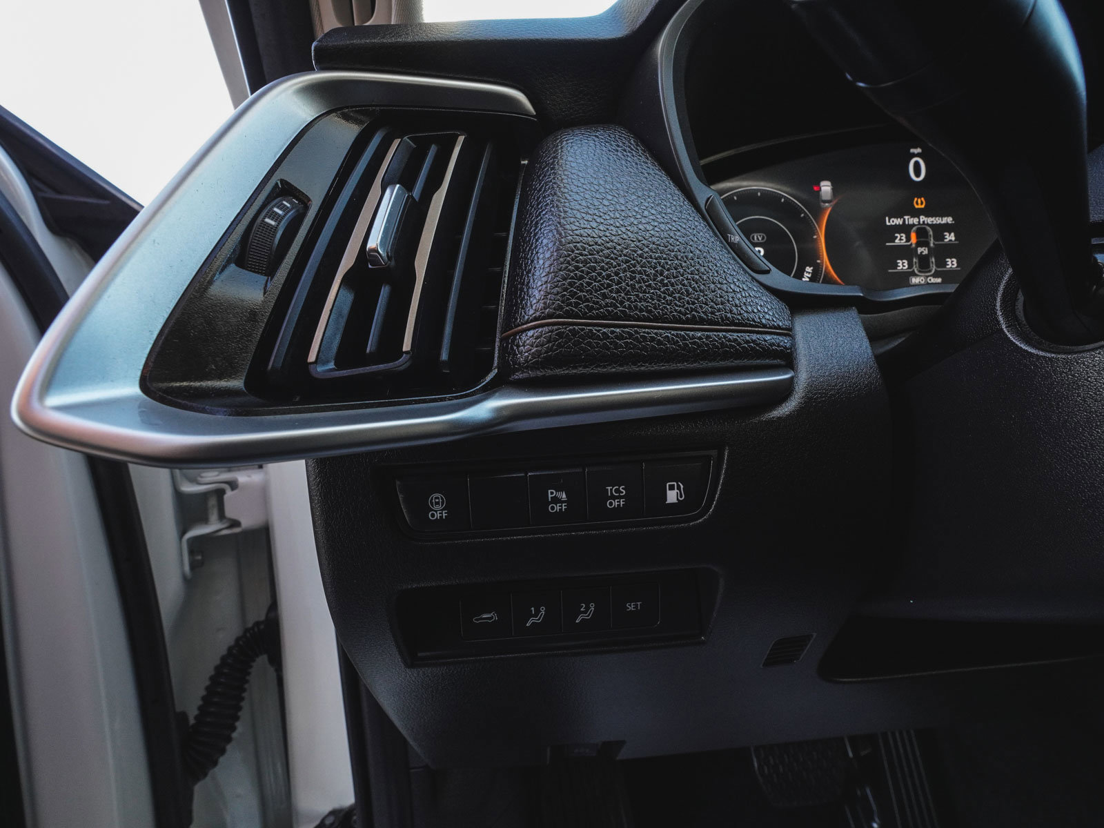 Used 2024 MAZDA CX-90 Plug-In Hybrid w/ Premium Pkg image 21