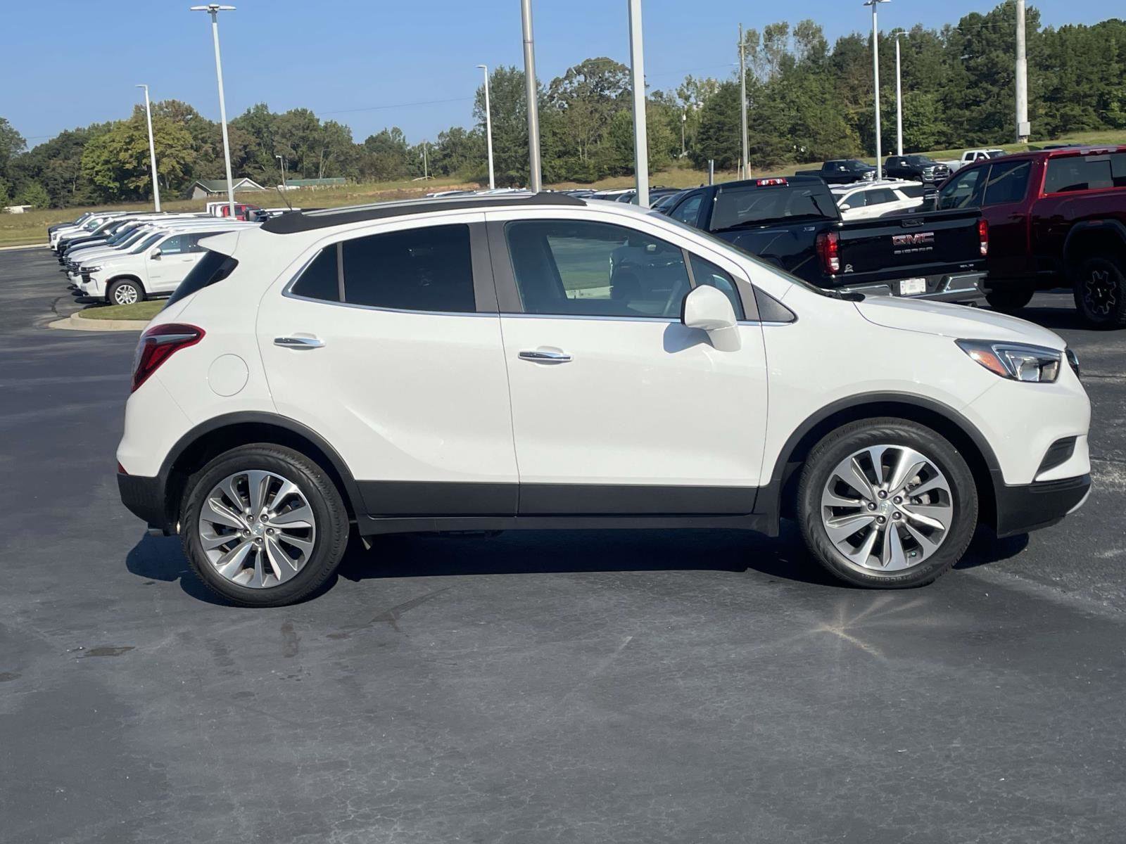 Used 2020 Buick Encore Preferred image 15