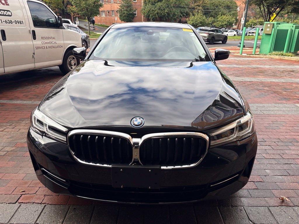 Used 2022 BMW 530e xDrive w/ Convenience Package AWD/4WD image 8