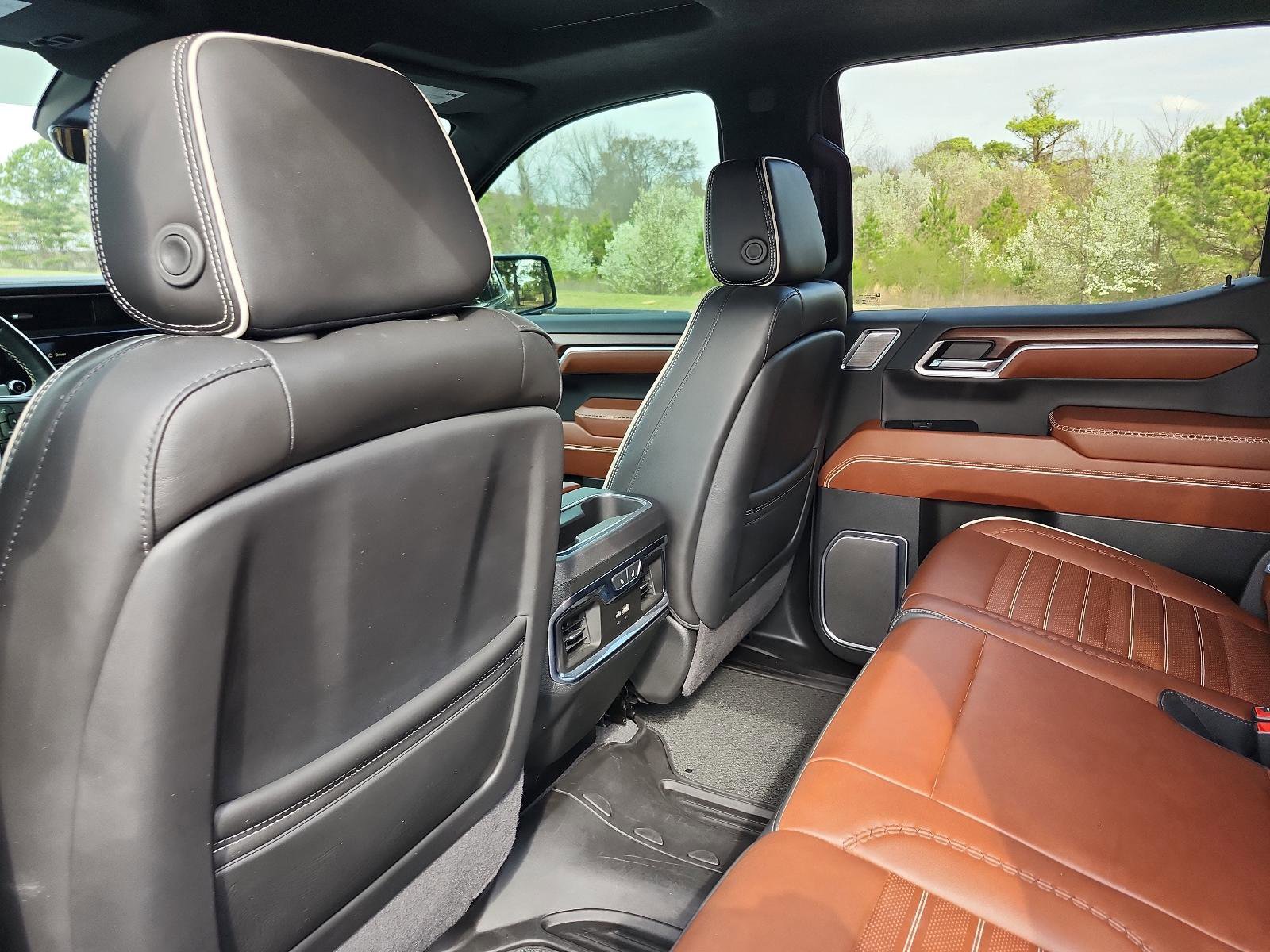 Used 2024 GMC Sierra 1500 Denali Ultimate image 16